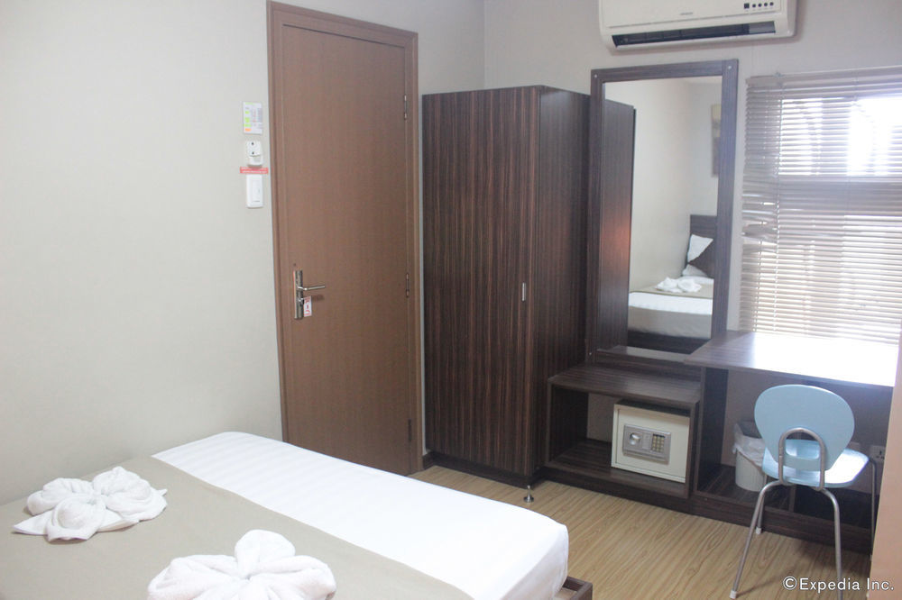 Shaw Residenza Aparthotel Mandaluyong Exterior foto