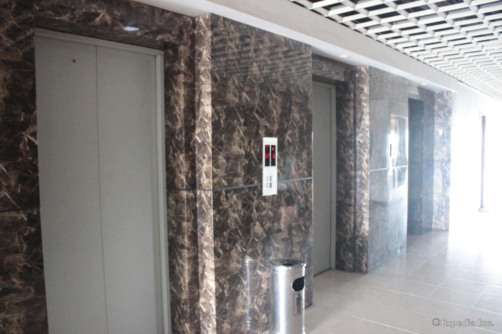 Shaw Residenza Aparthotel Mandaluyong Exterior foto