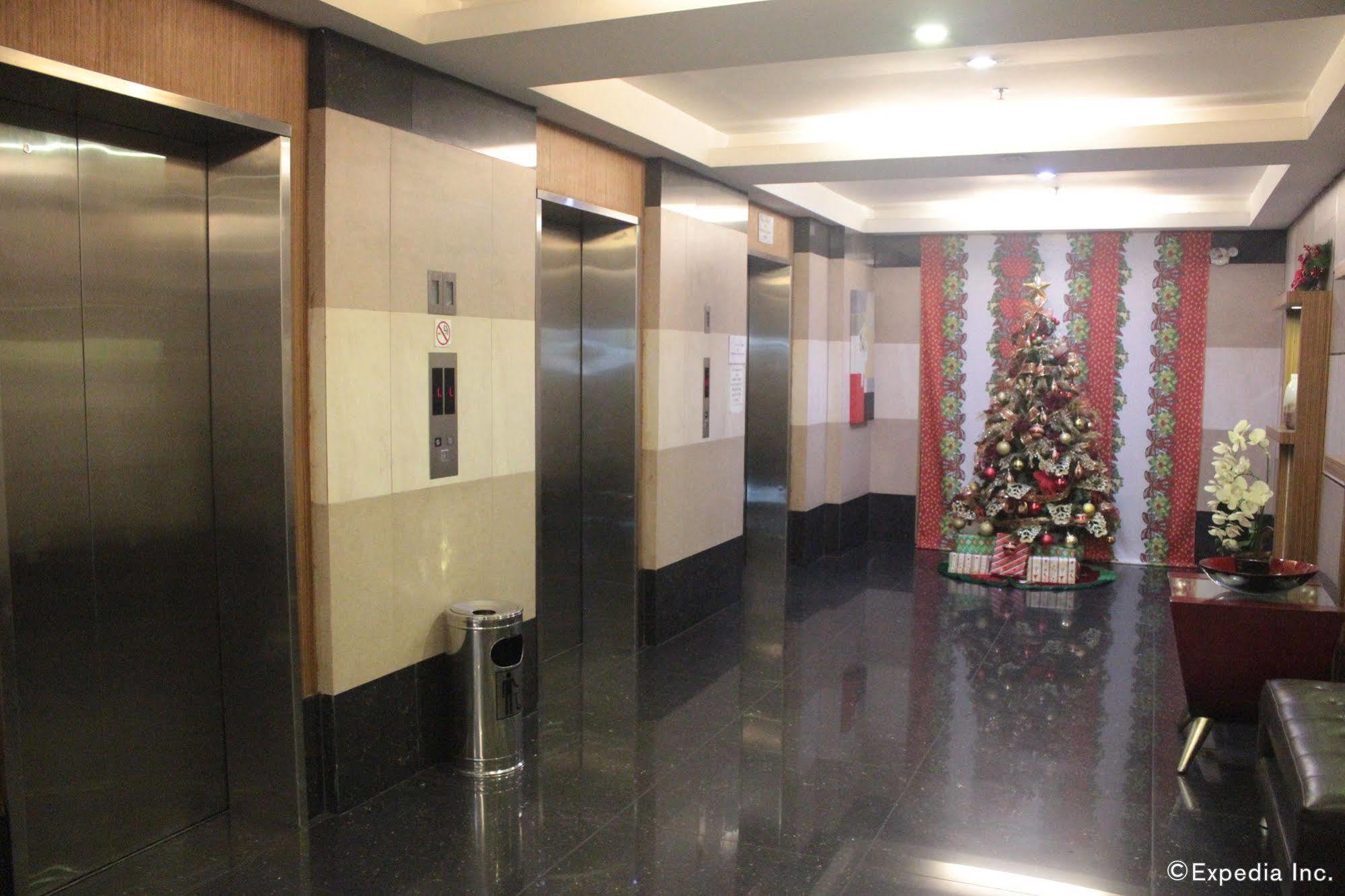Shaw Residenza Aparthotel Mandaluyong Exterior foto