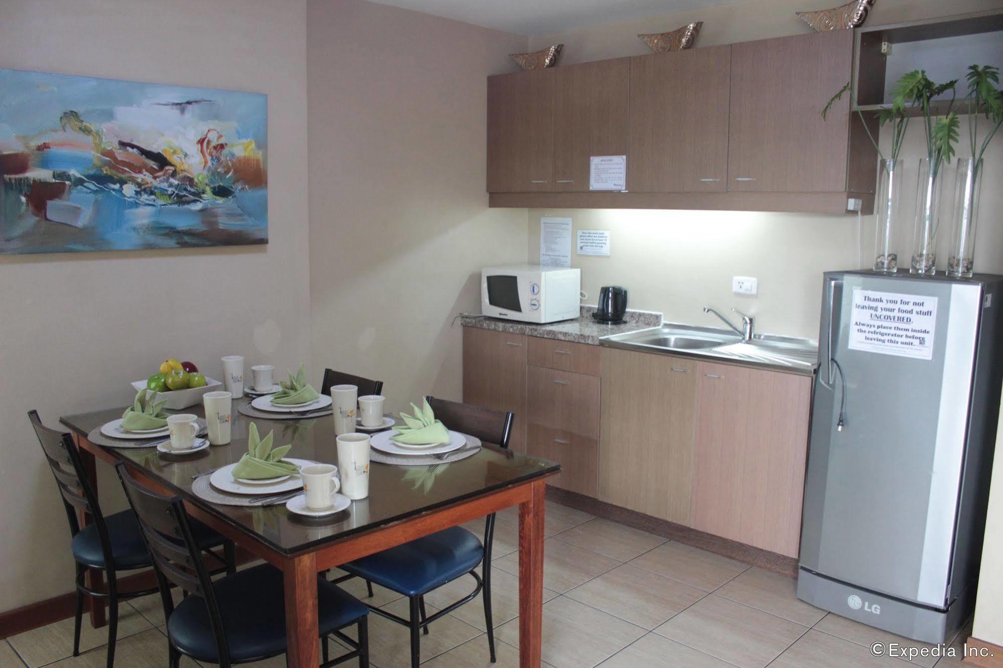 Shaw Residenza Aparthotel Mandaluyong Exterior foto