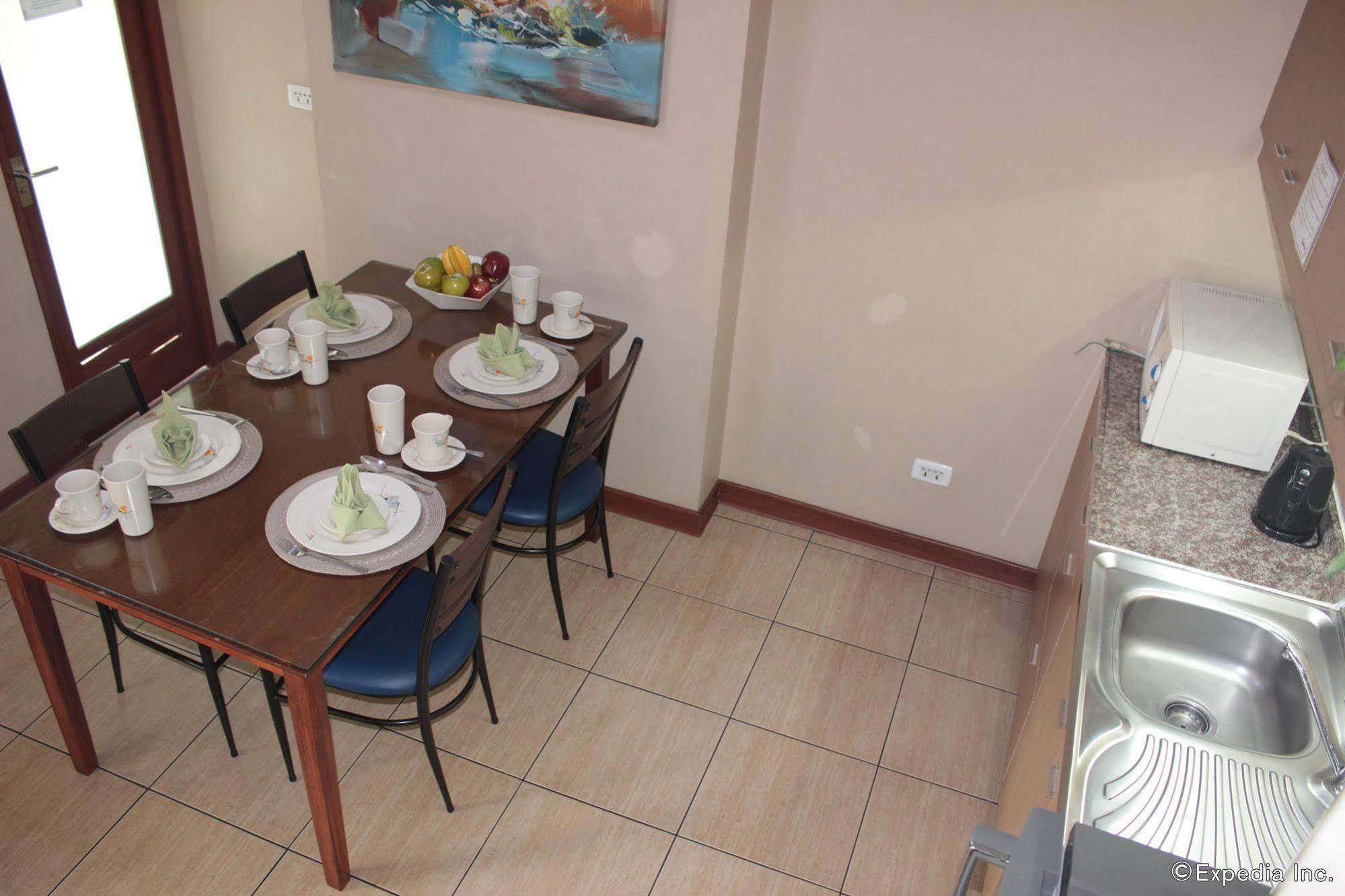 Shaw Residenza Aparthotel Mandaluyong Exterior foto