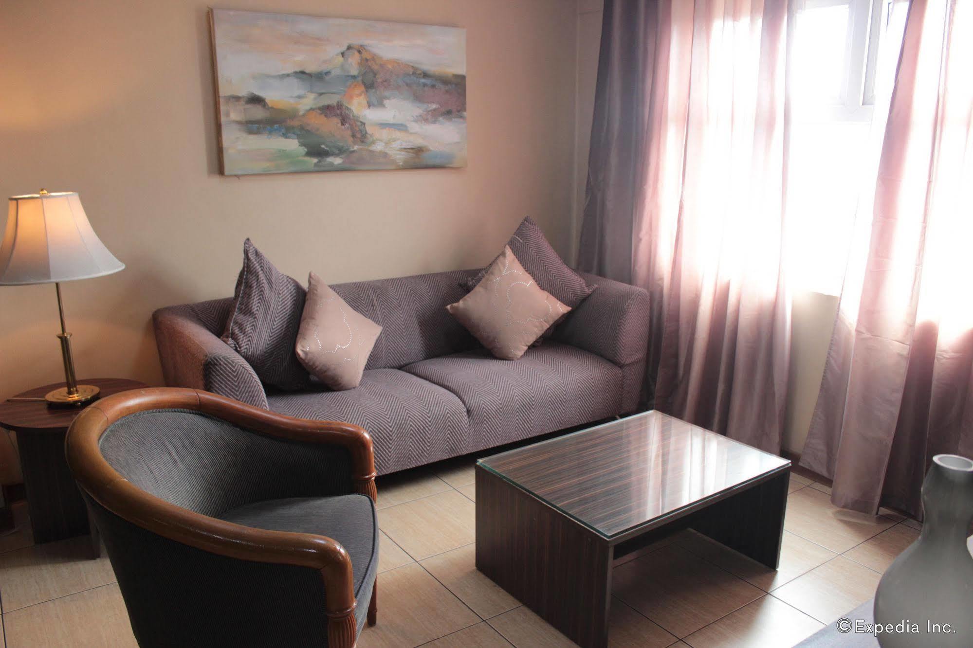 Shaw Residenza Aparthotel Mandaluyong Exterior foto