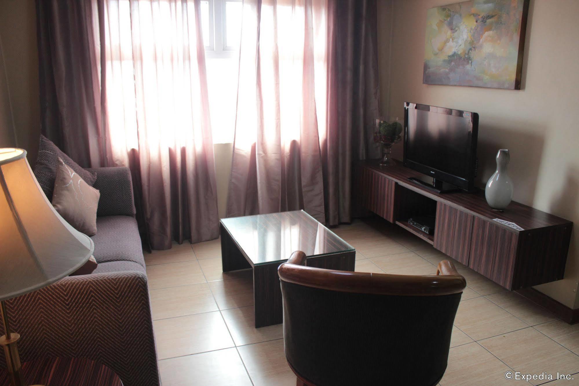 Shaw Residenza Aparthotel Mandaluyong Exterior foto